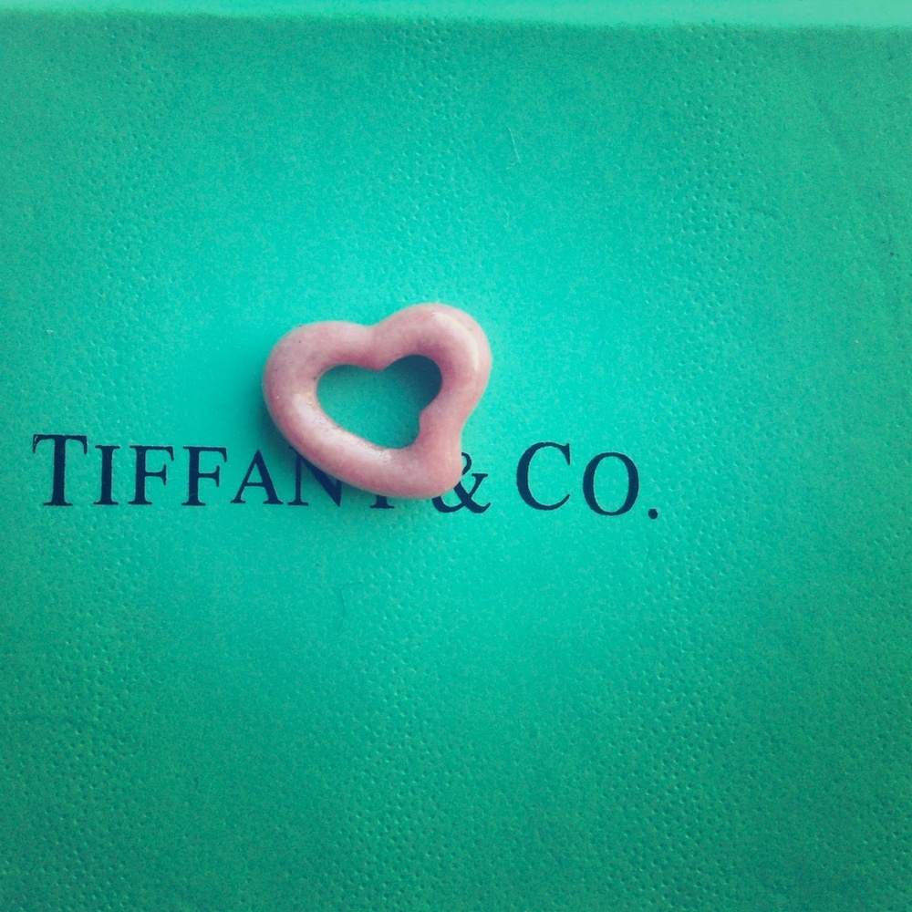 Authentic Tiffany & Co.Open Heart Pink Rhodonite